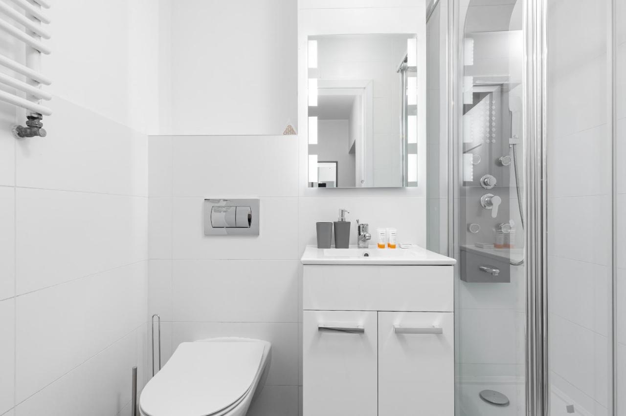Studio City Center Zlota Street By Renters Warszawa Eksteriør billede