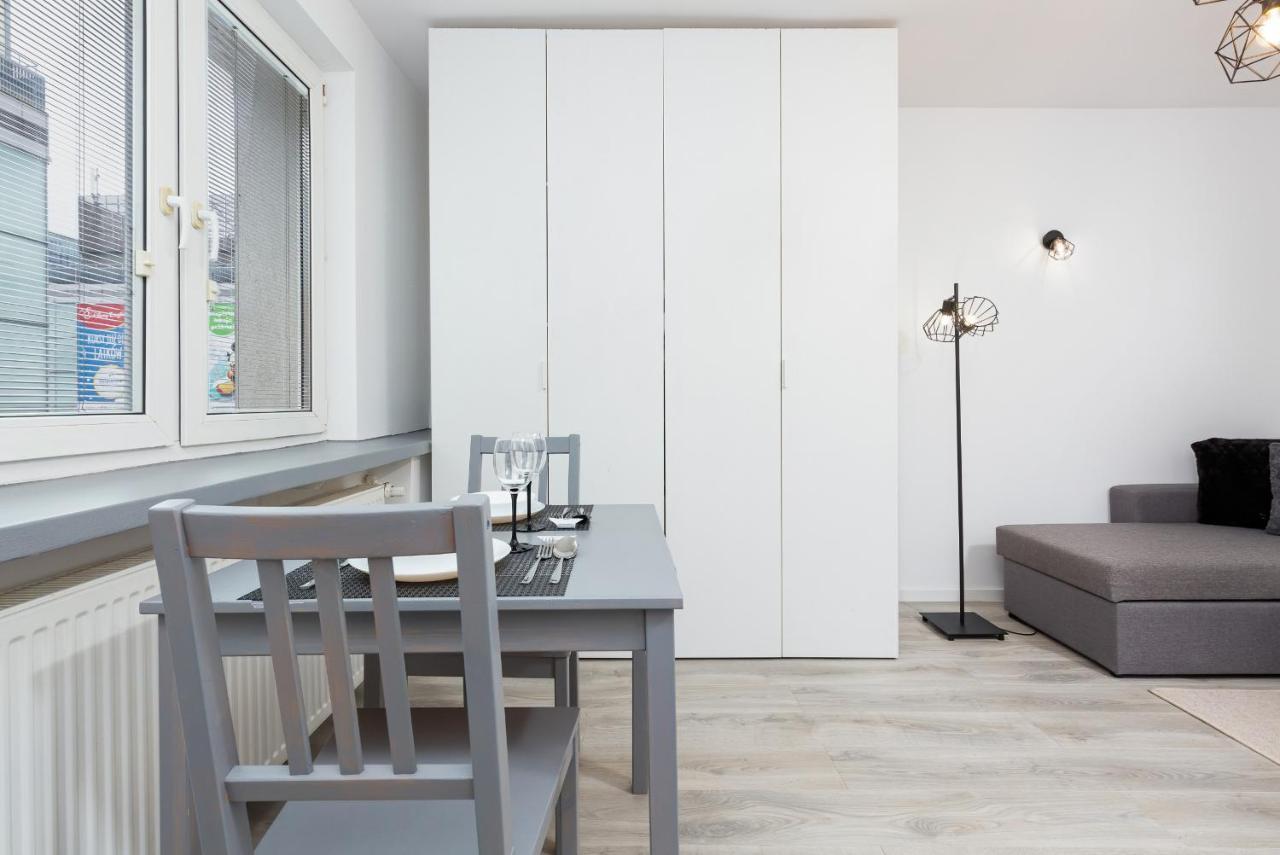 Studio City Center Zlota Street By Renters Warszawa Eksteriør billede