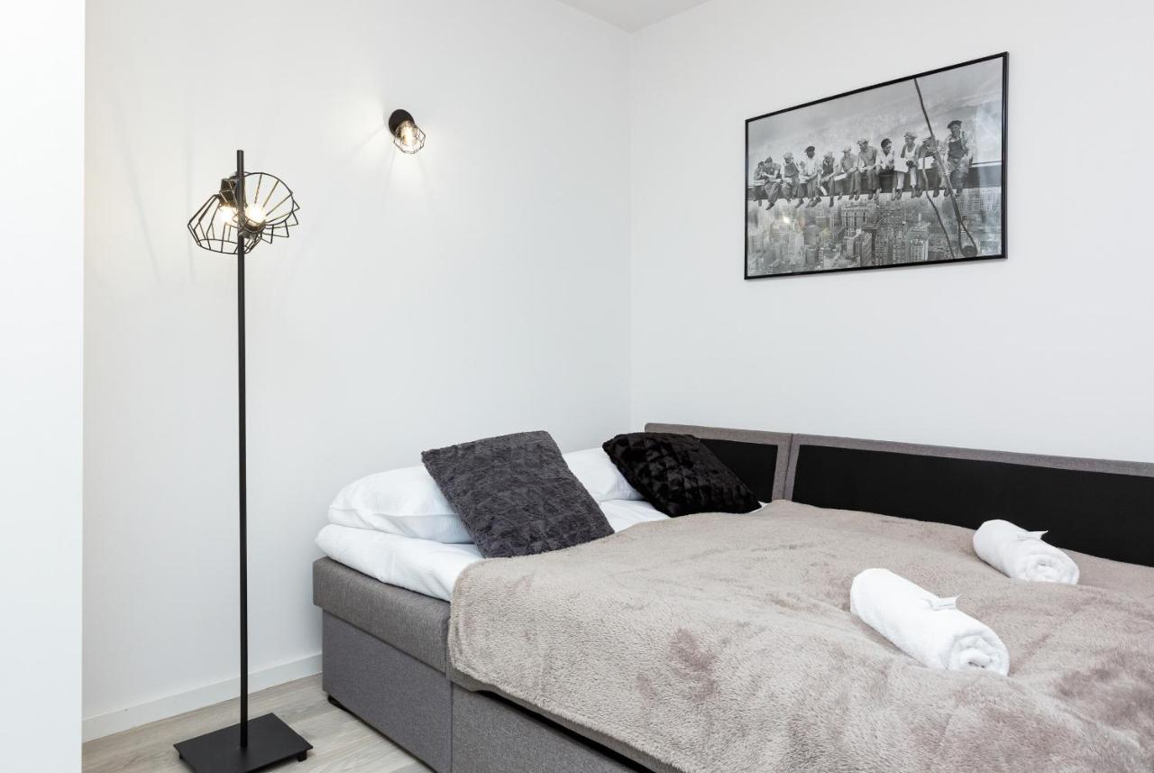 Studio City Center Zlota Street By Renters Warszawa Eksteriør billede
